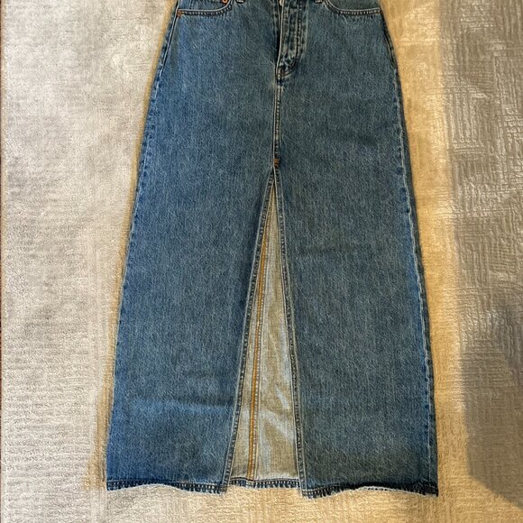 Still Here New York Demin Skirt - Picture 1 of 6